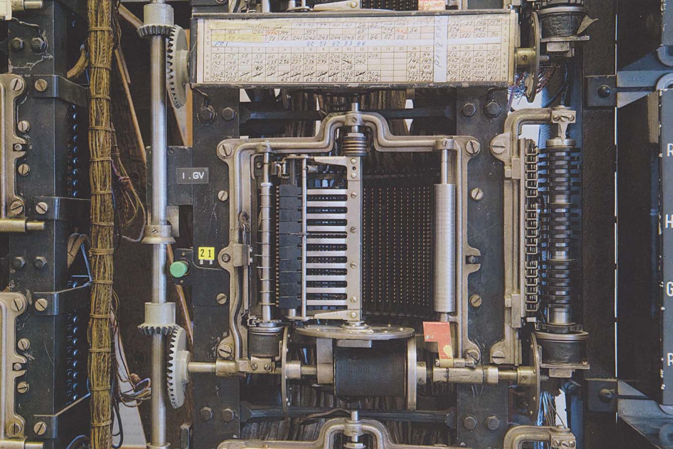 Photo of detail of Frognersentralen 