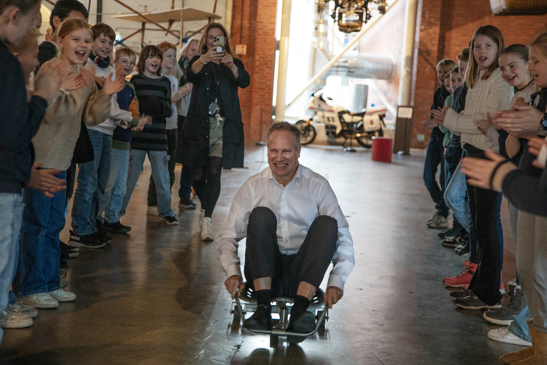 Jon-Ivar Nygård i samferdselsutstillingen på Teknisk museum