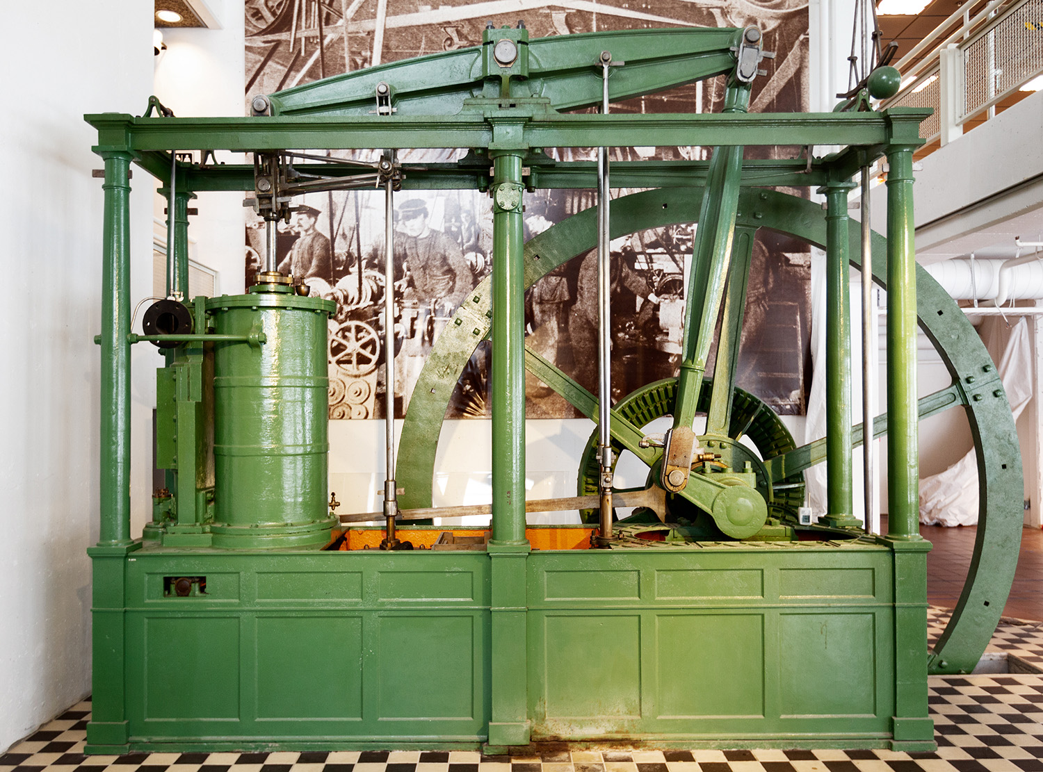 Historical steam engine