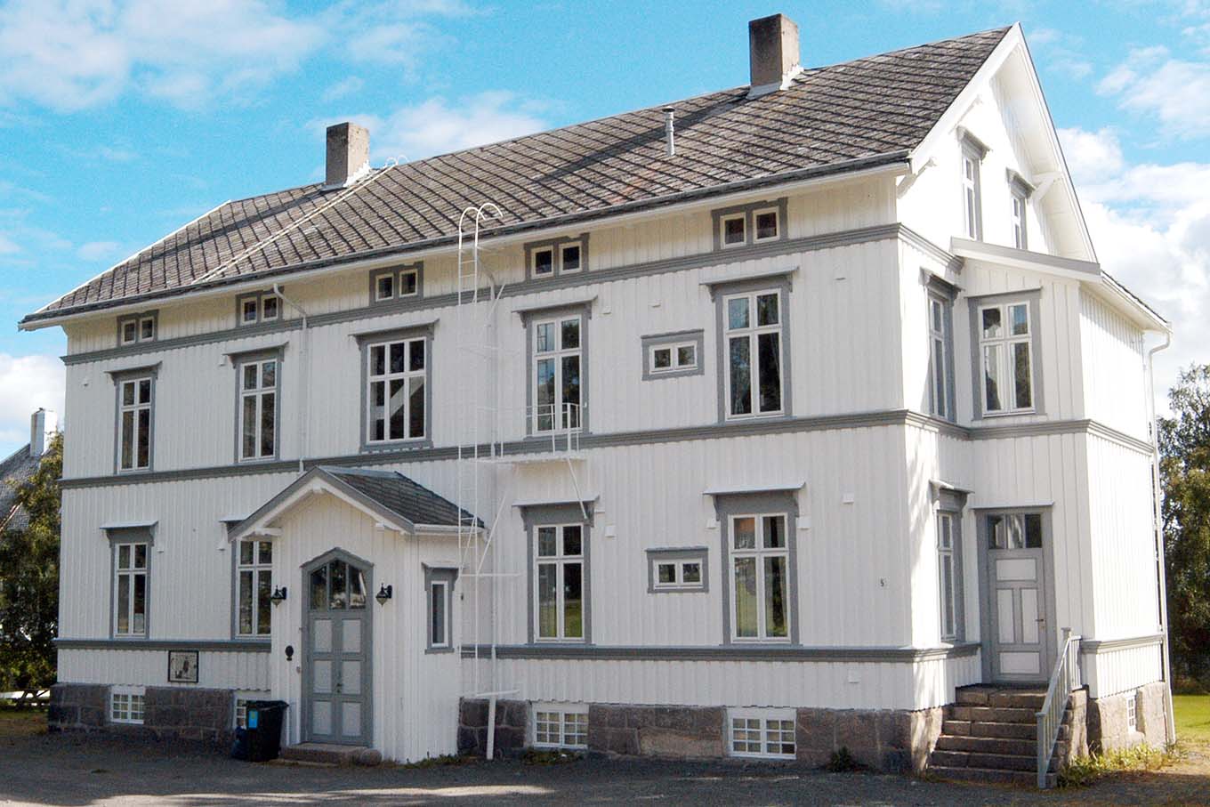 Lødingen telegraph station, the "old station", is one of the most stately objects on Telenor's cultural heritage conservation list.