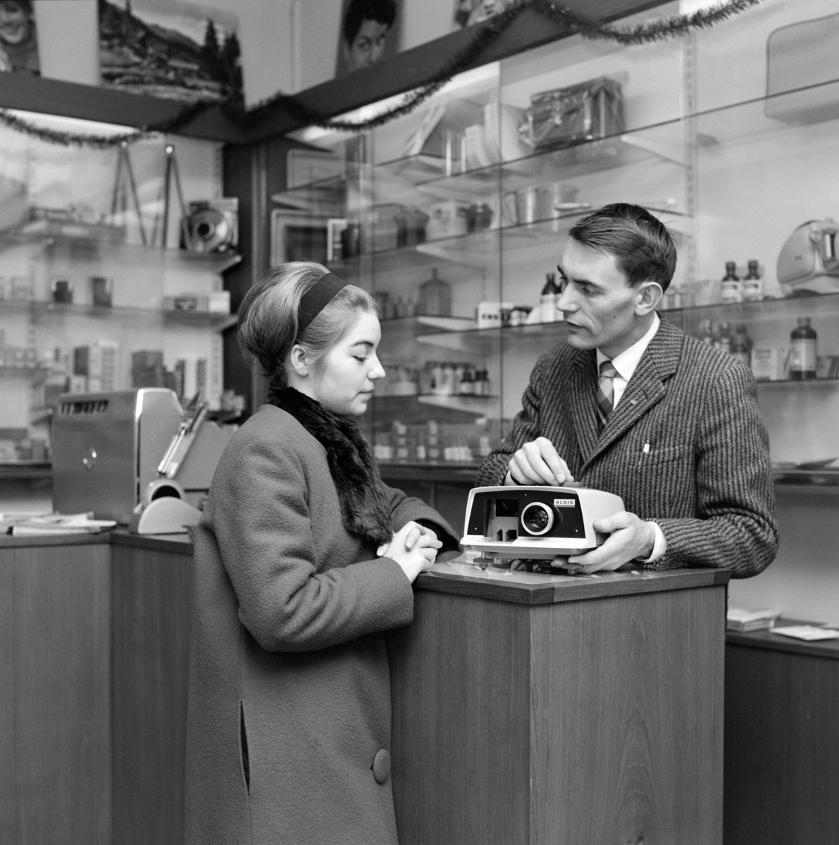 photo shop with old cameras