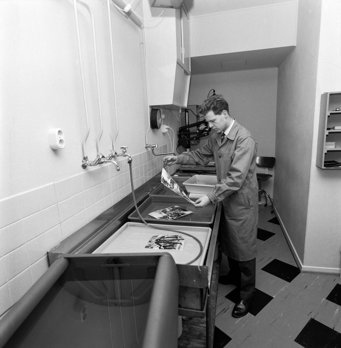 developing images in chemicals