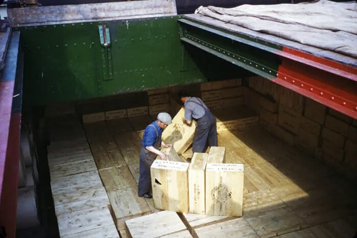 Clipfish in wooden crates from Kristiansund to Rio de Janeiro