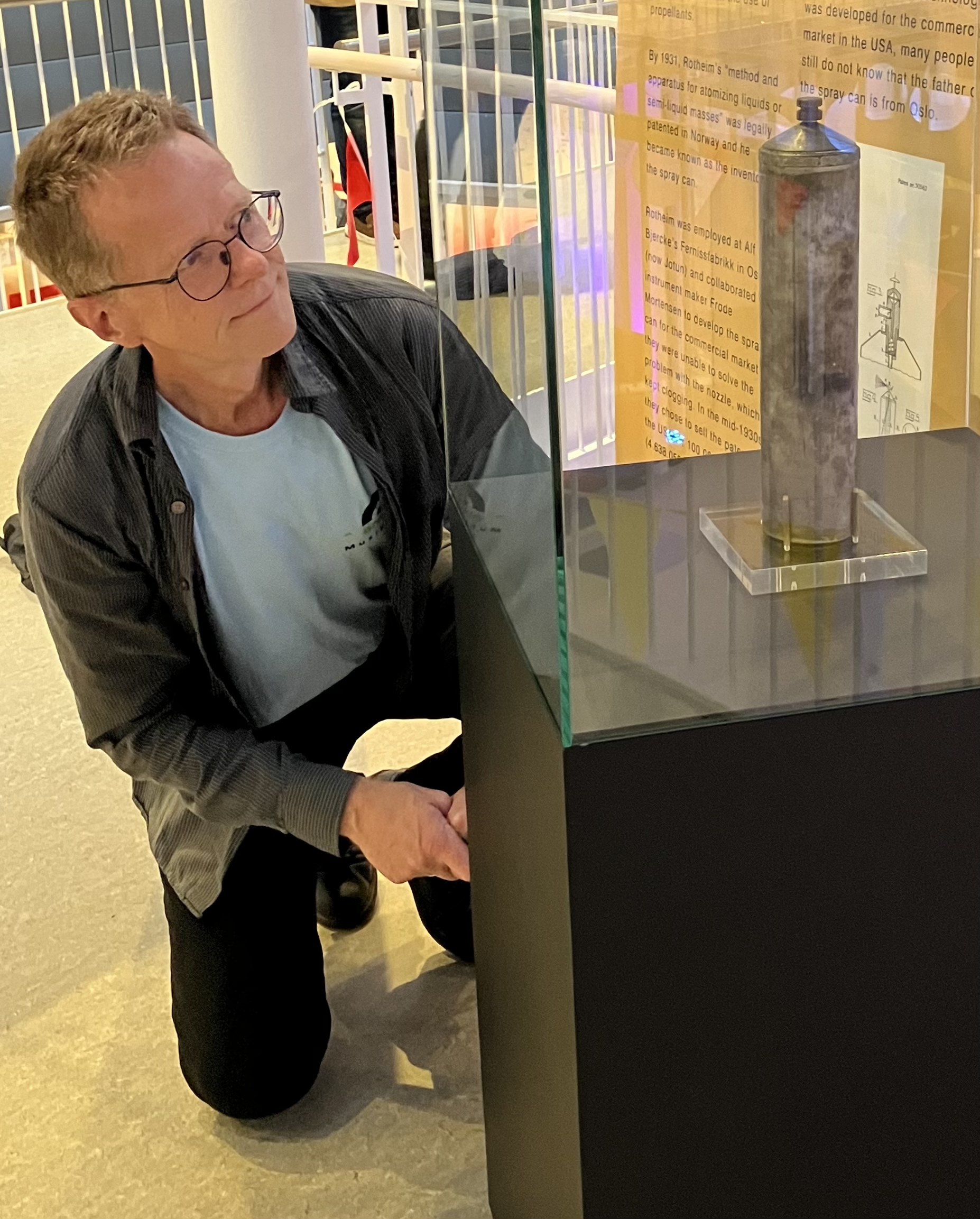 One looks at the world's first spray box in a mount