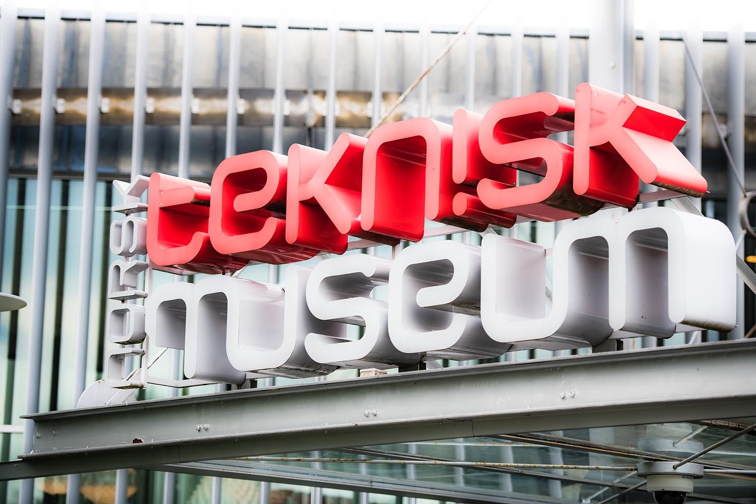 Skilt på utsiden av Teknisk museum