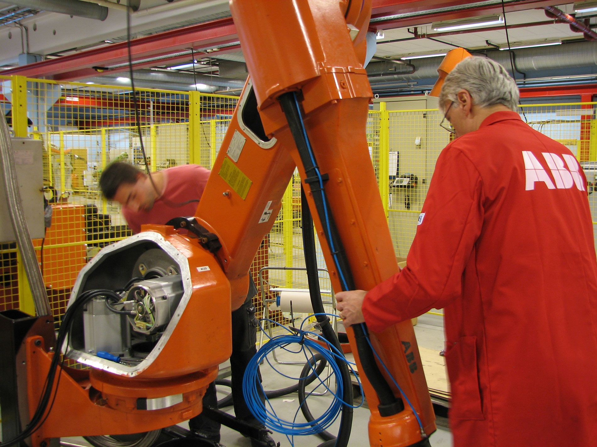 Robot production at ABB Bryne, circa 2008 (Photo: ABB)